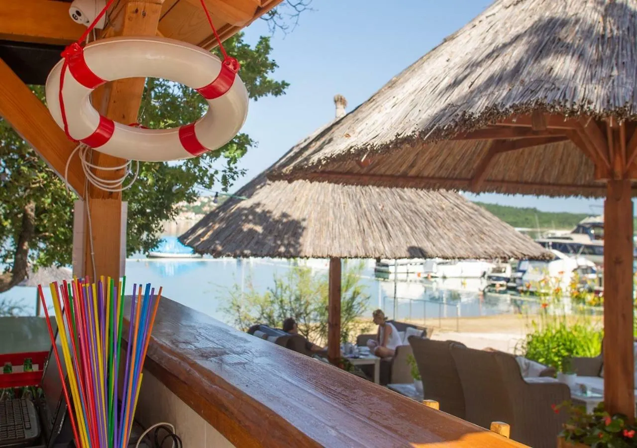 Fisherman's glamping village Klimno Lyxtält